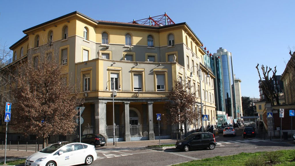 ospedale-gaetano-pini-facciata